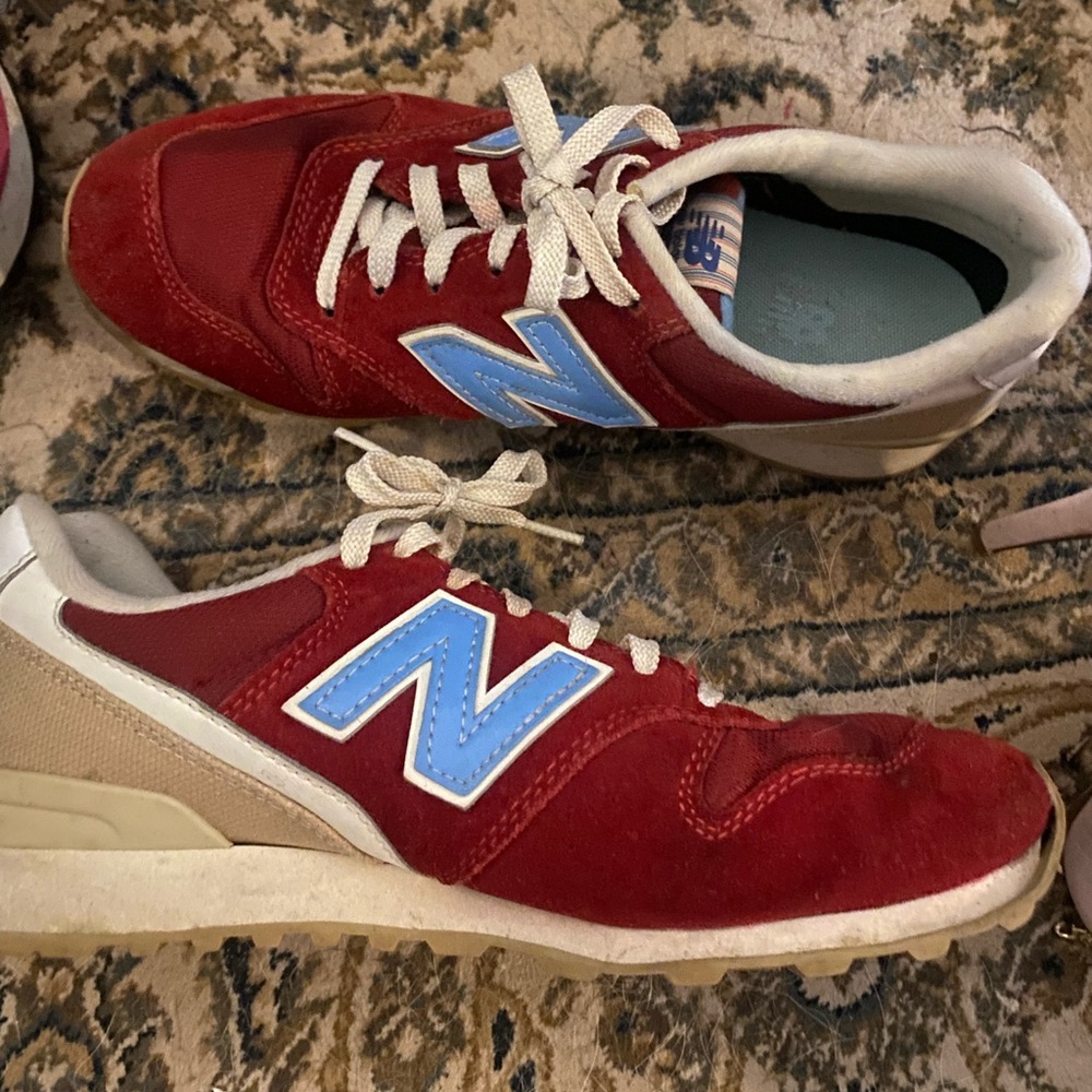 New Balance Sneakers Maroon Size 7.5